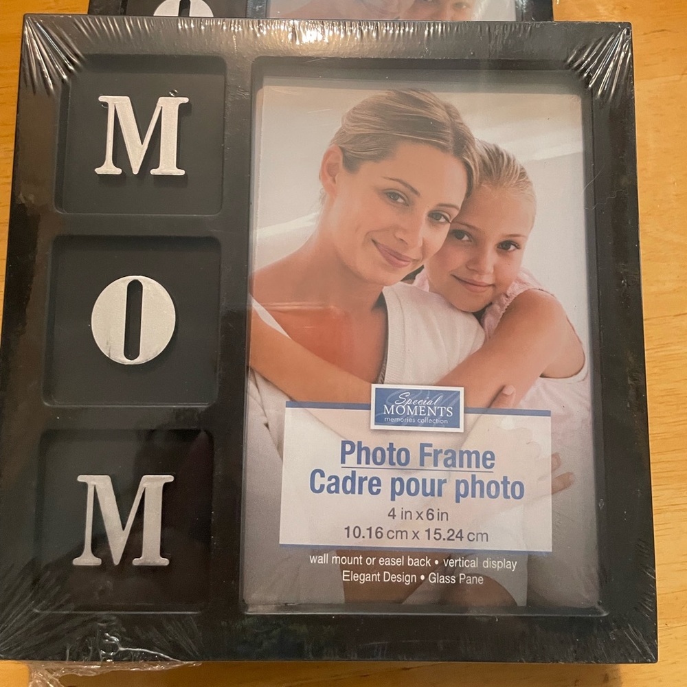 Picture Frames Bundle "Mom" Four Frames NWT